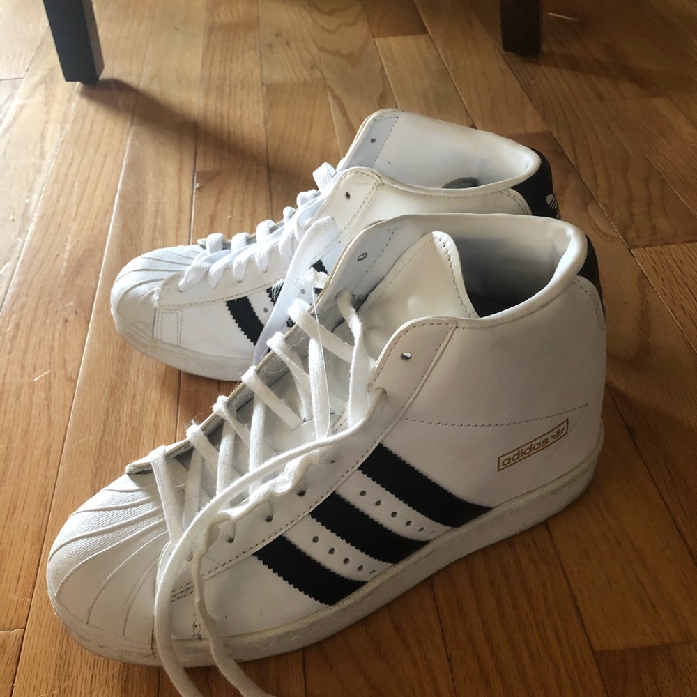 adidas sneaker
